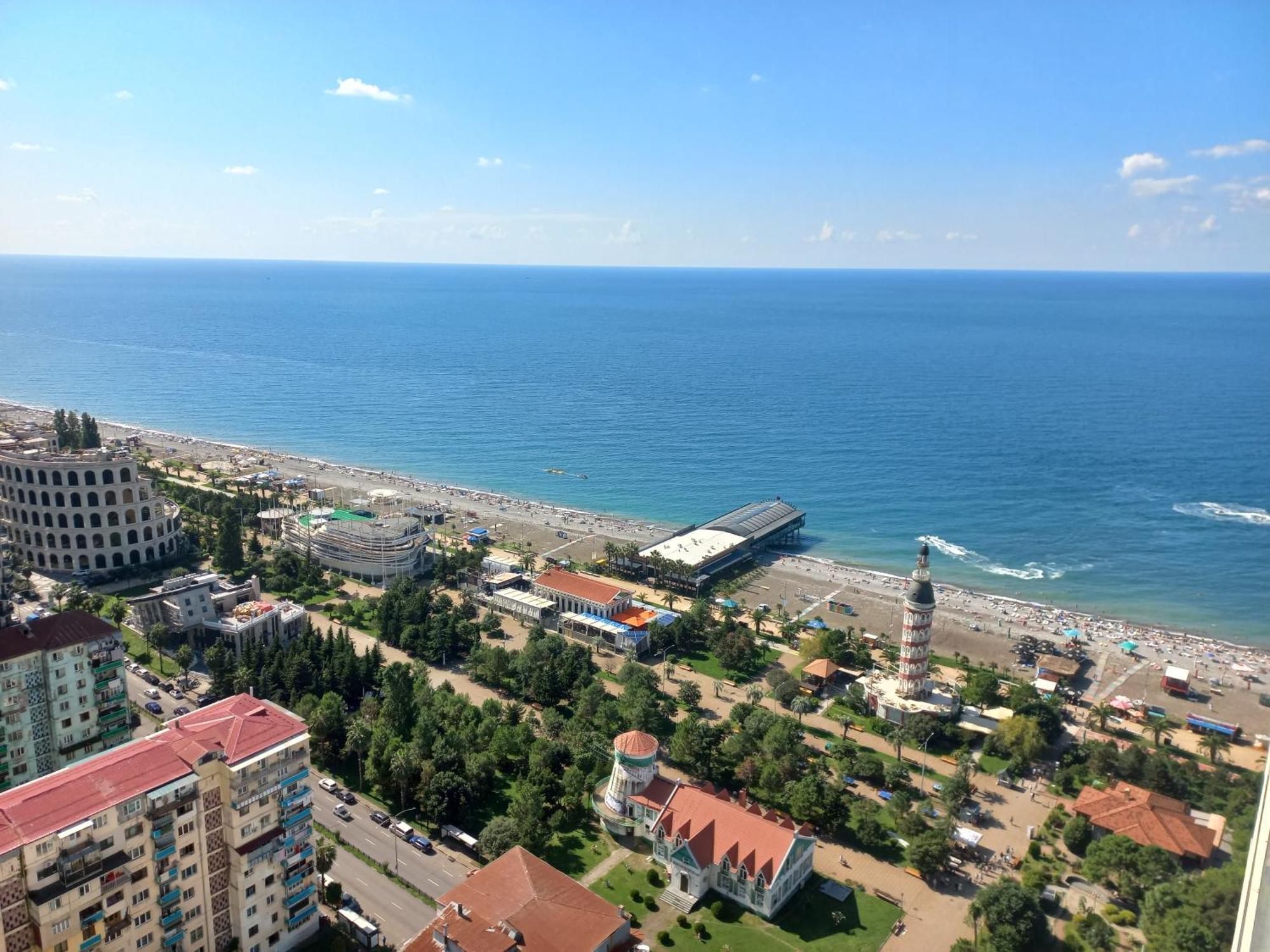 Orbi City Apartments On The Beach Batumi Exteriör bild